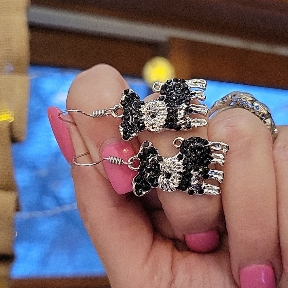 Like New WOT Never Used Dog Lover
Black and Silver Terrier Dog Dangling Earrings